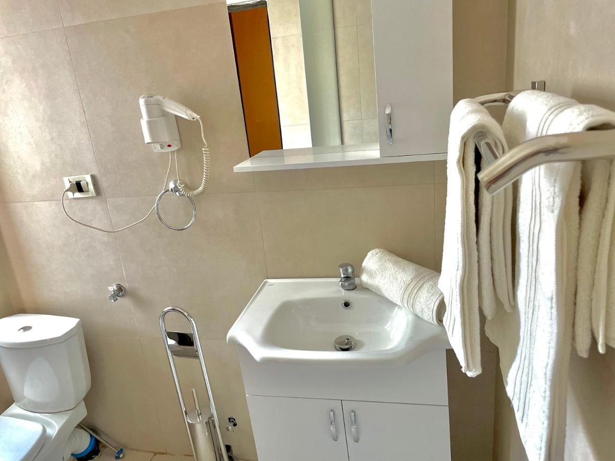 Algo Hotel Tiranë Ngoại thất bức ảnh